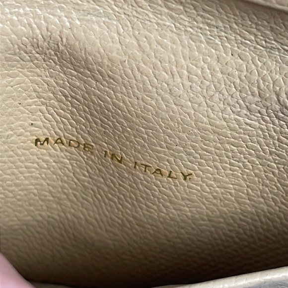 Chanel Interlocking CC Medallion Leather Keyholder Case Trifold Beige - Picture 16 of 17